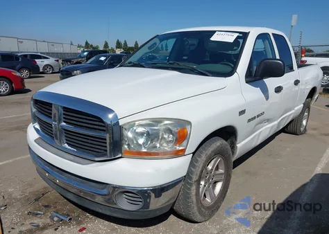 2006 Dodge Ram 1500 Slt z USA, uszkodzony, nr VIN 1D7HA18226J100976